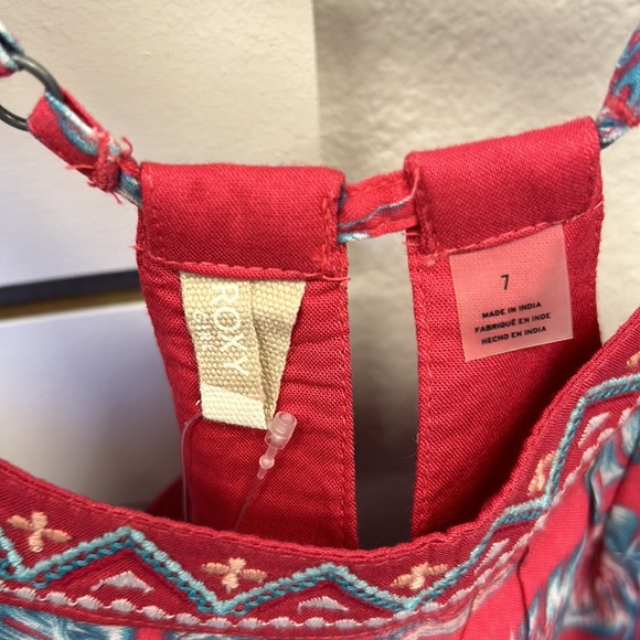 NWT Swim Coverup with Hawaiian Pattern from Roxy - Picture 4 of 5